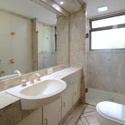 Casa à venda com 800m², 5 quartos e 10 vagasBanheiro