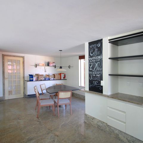 Casa à venda com 800m², 5 quartos e 10 vagasCozinha