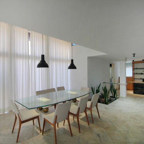 Casa à venda com 800m², 5 quartos e 10 vagasSala