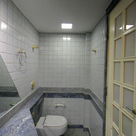 Casa à venda com 800m², 5 quartos e 10 vagasBanheiro da Suíte 3