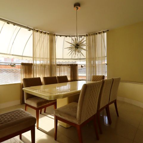 Casa à venda com 500m², 4 quartos e 4 vagasSala de Jantar