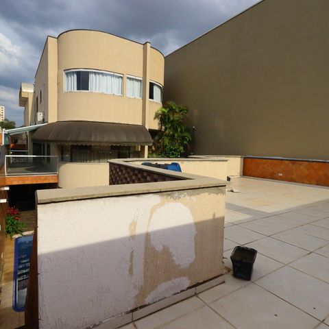 Casa à venda com 500m², 4 quartos e 4 vagasTerraço