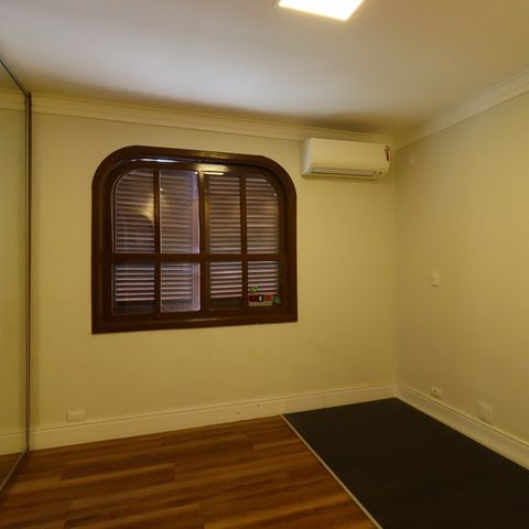 Casa à venda com 500m², 4 quartos e 4 vagasSuíte 3