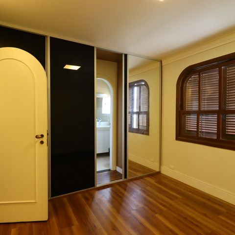 Casa à venda com 500m², 4 quartos e 4 vagasSuíte 3