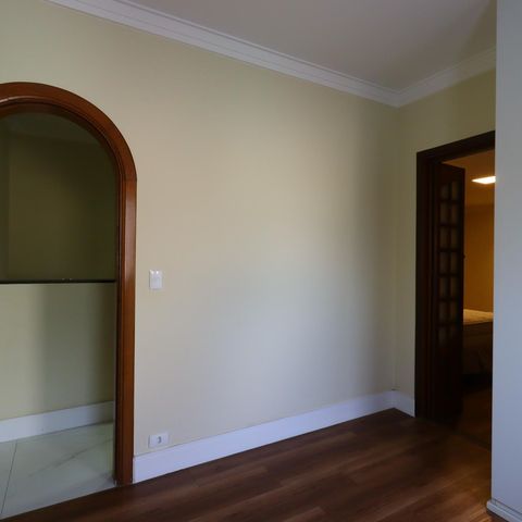 Casa à venda com 500m², 4 quartos e 4 vagasCloset da Suíte 1