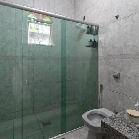 Casa à venda com 846m², 4 quartos e 3 vagas Casa à venda com 846m², 4 quartos e 3 vagasBanheiro social