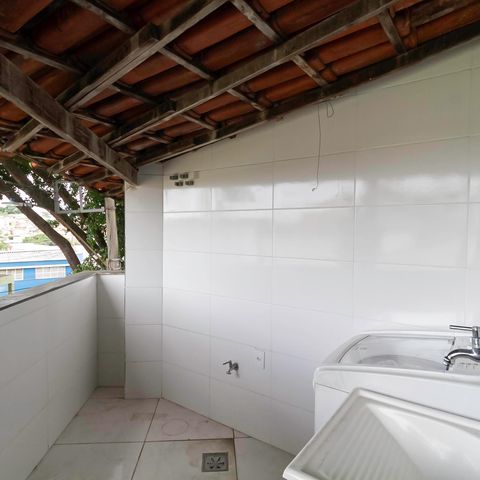 Casa à venda com 846m², 4 quartos e 3 vagas Casa à venda com 846m², 4 quartos e 3 vagasÁrea de serviço