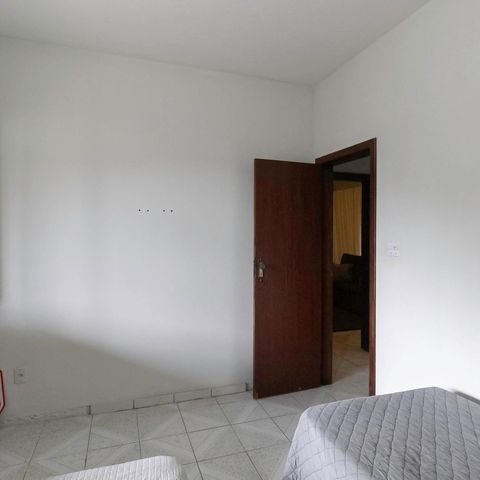Casa à venda com 846m², 4 quartos e 3 vagas Casa à venda com 846m², 4 quartos e 3 vagasQuarto 1