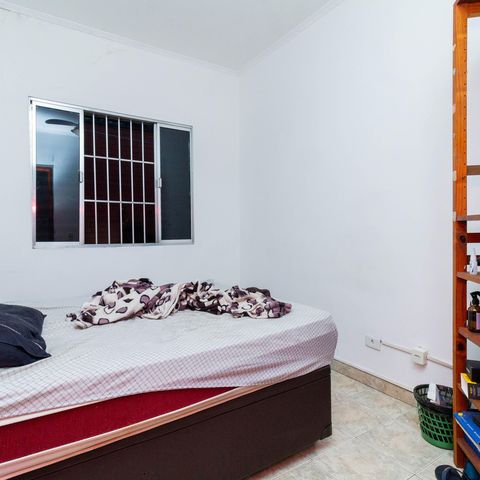 Casa à venda com 241m², 4 quartos e 6 vagas Casa à venda com 241m², 4 quartos e 6 vagasQuarto 1