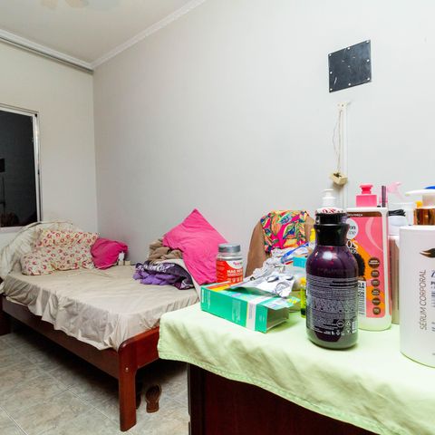 Casa à venda com 241m², 4 quartos e 6 vagas Casa à venda com 241m², 4 quartos e 6 vagasQuarto 2
