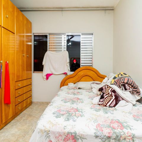 Casa à venda com 241m², 4 quartos e 6 vagas Casa à venda com 241m², 4 quartos e 6 vagasQuarto 3