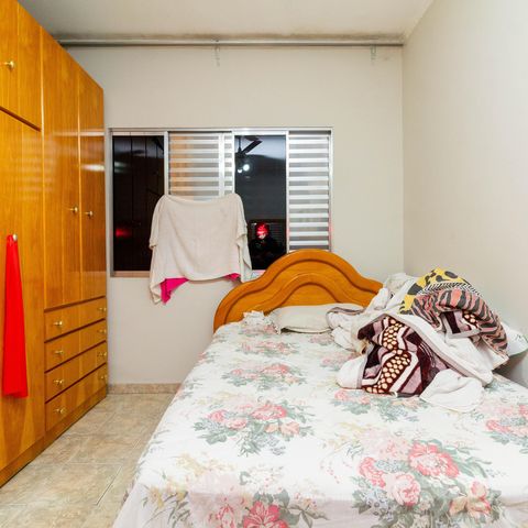Casa à venda com 241m², 4 quartos e 6 vagas Casa à venda com 241m², 4 quartos e 6 vagasQuarto 3