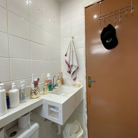 Apartamento à venda com 62m², 3 quartos e 1 vaga Apartamento à venda com 62m², 3 quartos e 1 vagaBanheiro