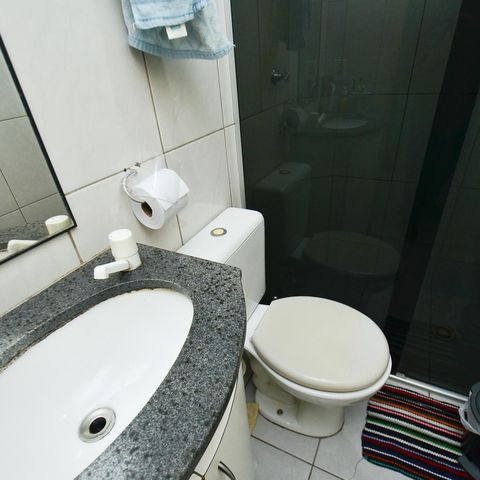 Apartamento à venda com 57m², 3 quartos e 1 vaga Apartamento à venda com 57m², 3 quartos e 1 vagaBanheiro social