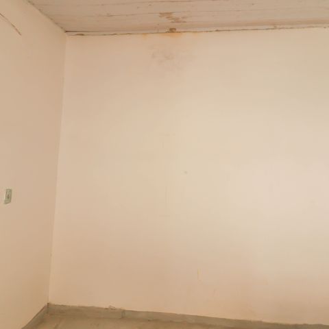 Casa à venda com 180m², 4 quartos e 2 vagas Casa à venda com 180m², 4 quartos e 2 vagasEdícula