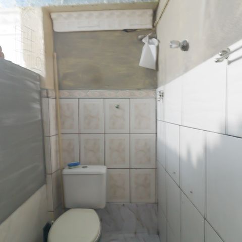 Casa à venda com 180m², 4 quartos e 2 vagas Casa à venda com 180m², 4 quartos e 2 vagasSuíte