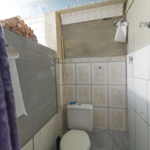 Casa à venda com 180m², 4 quartos e 2 vagas Casa à venda com 180m², 4 quartos e 2 vagasSuíte
