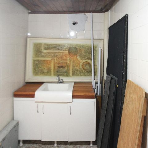 Casa à venda com 400m², 5 quartos e 4 vagasCasa 2 - Banheiro de Serviço 2