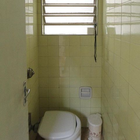 Casa à venda com 400m², 5 quartos e 4 vagasBanheiro de Serviço