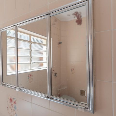 Casa à venda com 240m², 3 quartos e 2 vagas Casa à venda com 240m², 3 quartos e 2 vagasBanheiro da Suíte