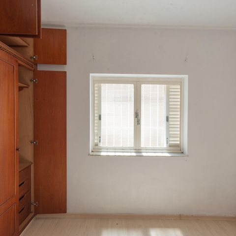 Casa à venda com 240m², 3 quartos e 2 vagas Casa à venda com 240m², 3 quartos e 2 vagasQuarto 1