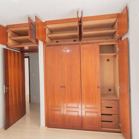 Casa à venda com 240m², 3 quartos e 2 vagas Casa à venda com 240m², 3 quartos e 2 vagasQuarto 1
