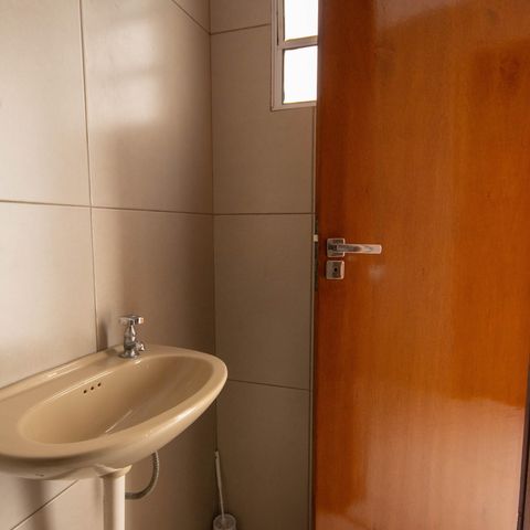 Casa à venda com 140m², 3 quartos e 3 vagasBanheiro de Serviço