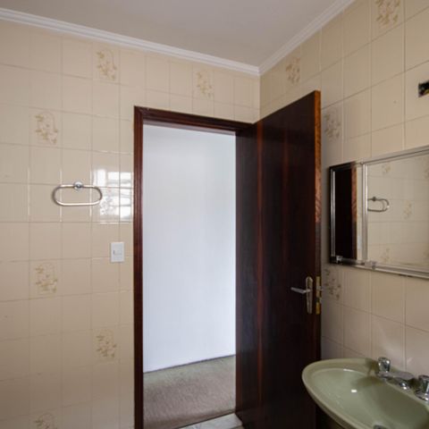 Casa à venda com 140m², 3 quartos e 3 vagasBanheiro da Suíte