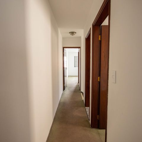 Casa à venda com 140m², 3 quartos e 3 vagasCorredor