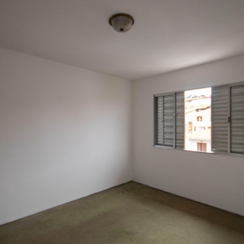 Casa à venda com 140m², 3 quartos e 3 vagasSuíte
