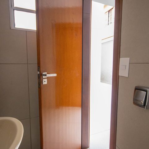 Casa à venda com 140m², 3 quartos e 3 vagasBanheiro de Serviço