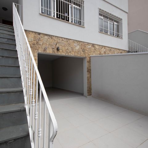 Casa à venda com 140m², 3 quartos e 3 vagasGaragem