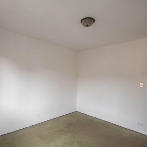 Casa à venda com 140m², 3 quartos e 3 vagasSuíte