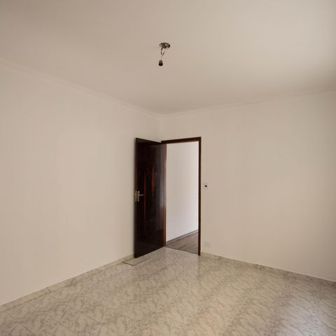 Casa à venda com 140m², 3 quartos e 3 vagasCopa
