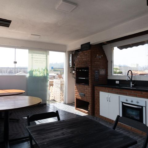 Casa à venda com 250m², 3 quartos e 2 vagas Casa à venda com 250m², 3 quartos e 2 vagasEspaço Gourmet