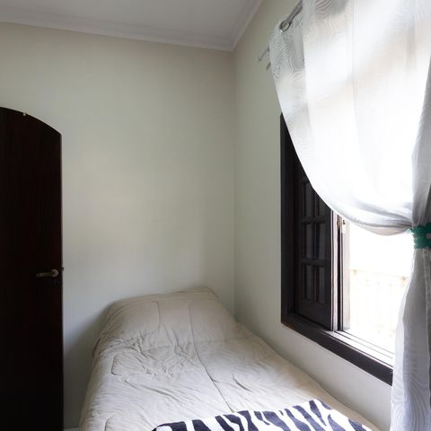 Casa à venda com 250m², 3 quartos e 2 vagas Casa à venda com 250m², 3 quartos e 2 vagasQuarto 2