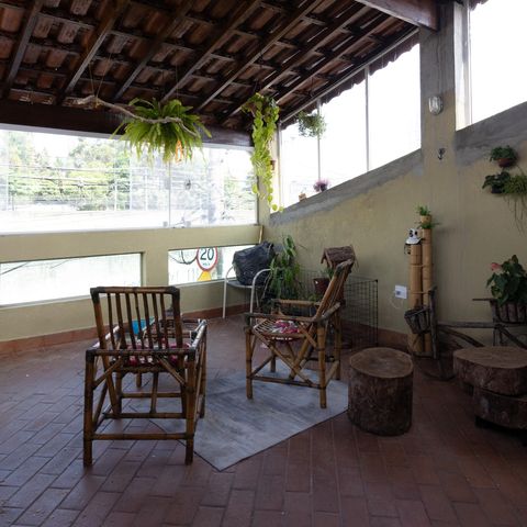 Casa à venda com 250m², 3 quartos e 2 vagas Casa à venda com 250m², 3 quartos e 2 vagasVaranda da Suíte