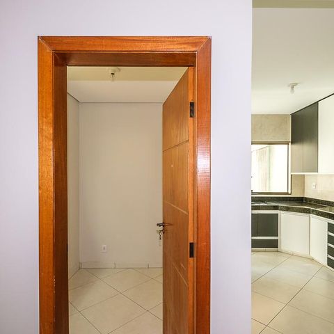 Casa à venda com 112m², 3 quartos e 1 vaga Casa à venda com 112m², 3 quartos e 1 vagaCorredor