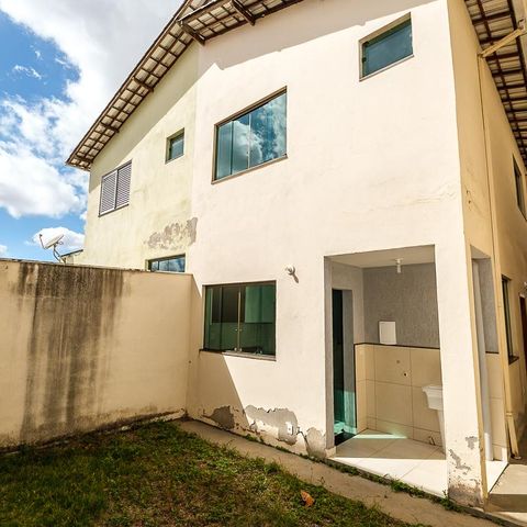 Casa à venda com 112m², 3 quartos e 1 vaga Casa à venda com 112m², 3 quartos e 1 vagaÁrea Privativa