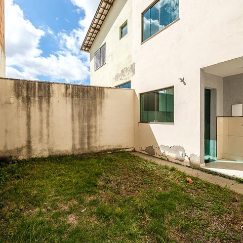 Casa à venda com 112m², 3 quartos e 1 vaga Casa à venda com 112m², 3 quartos e 1 vagaÁrea Privativa