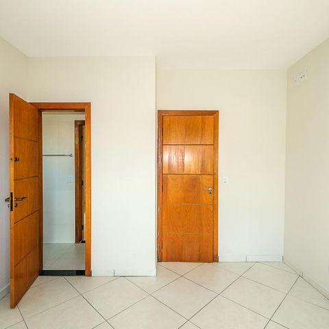 Casa à venda com 112m², 3 quartos e 1 vaga Casa à venda com 112m², 3 quartos e 1 vagaSuíte