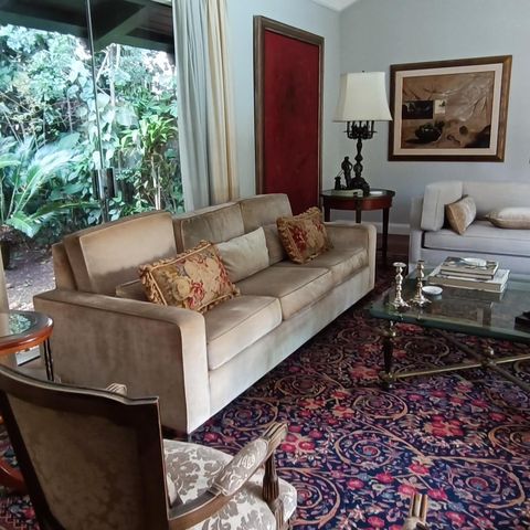 Casa à venda com 1200m², 3 quartos e 8 vagas Casa à venda com 1200m², 3 quartos e 8 vagasSala 1