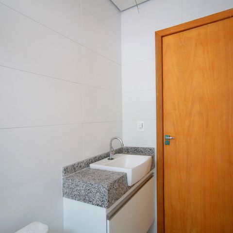 Apartamento para alugar com 125m², 2 quartos e 2 vagasBanheiro da Suíte