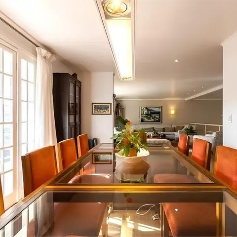 Casa à venda com 384m², 4 quartos e 3 vagas Casa à venda com 384m², 4 quartos e 3 vagasFoto 04