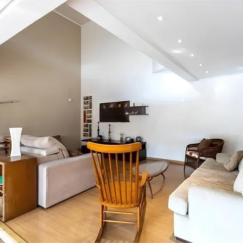 Casa à venda com 384m², 4 quartos e 3 vagas Casa à venda com 384m², 4 quartos e 3 vagasFoto 18