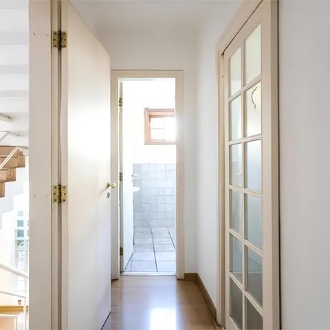 Casa à venda com 384m², 4 quartos e 3 vagas Casa à venda com 384m², 4 quartos e 3 vagasFoto 13