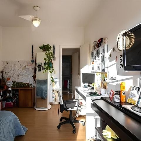Casa à venda com 384m², 4 quartos e 3 vagas Casa à venda com 384m², 4 quartos e 3 vagasFoto 01
