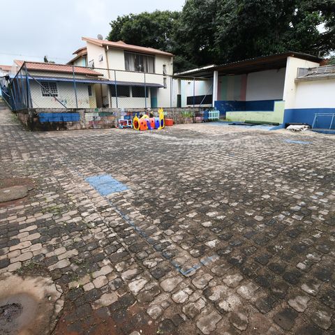 Casa à venda com 400m², 3 quartos e 10 vagasGaragem
