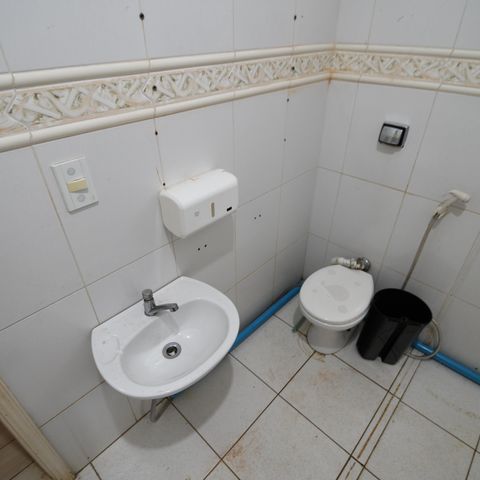 Casa à venda com 400m², 3 quartos e 10 vagasBanheiro da Suíte