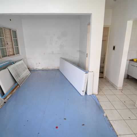 Casa à venda com 400m², 3 quartos e 10 vagasEdícula